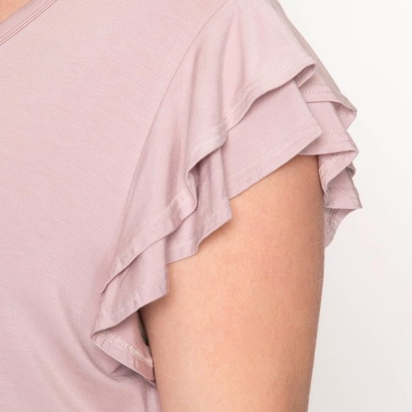 PLUS--Ruffled Short Sleeve Round Neck Knit Top - Picture 3 of 7